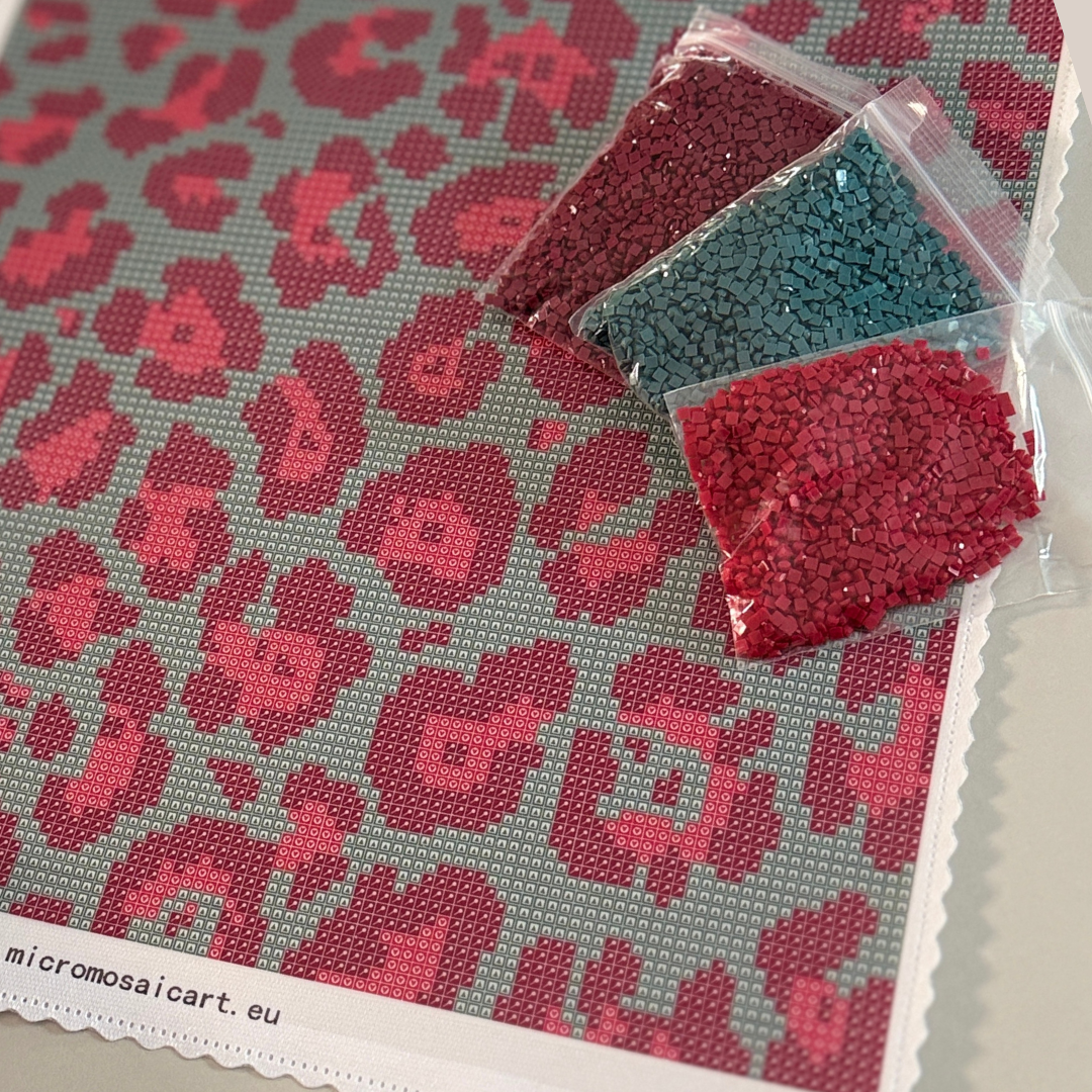 DIY DESIGN PANEL | Leo