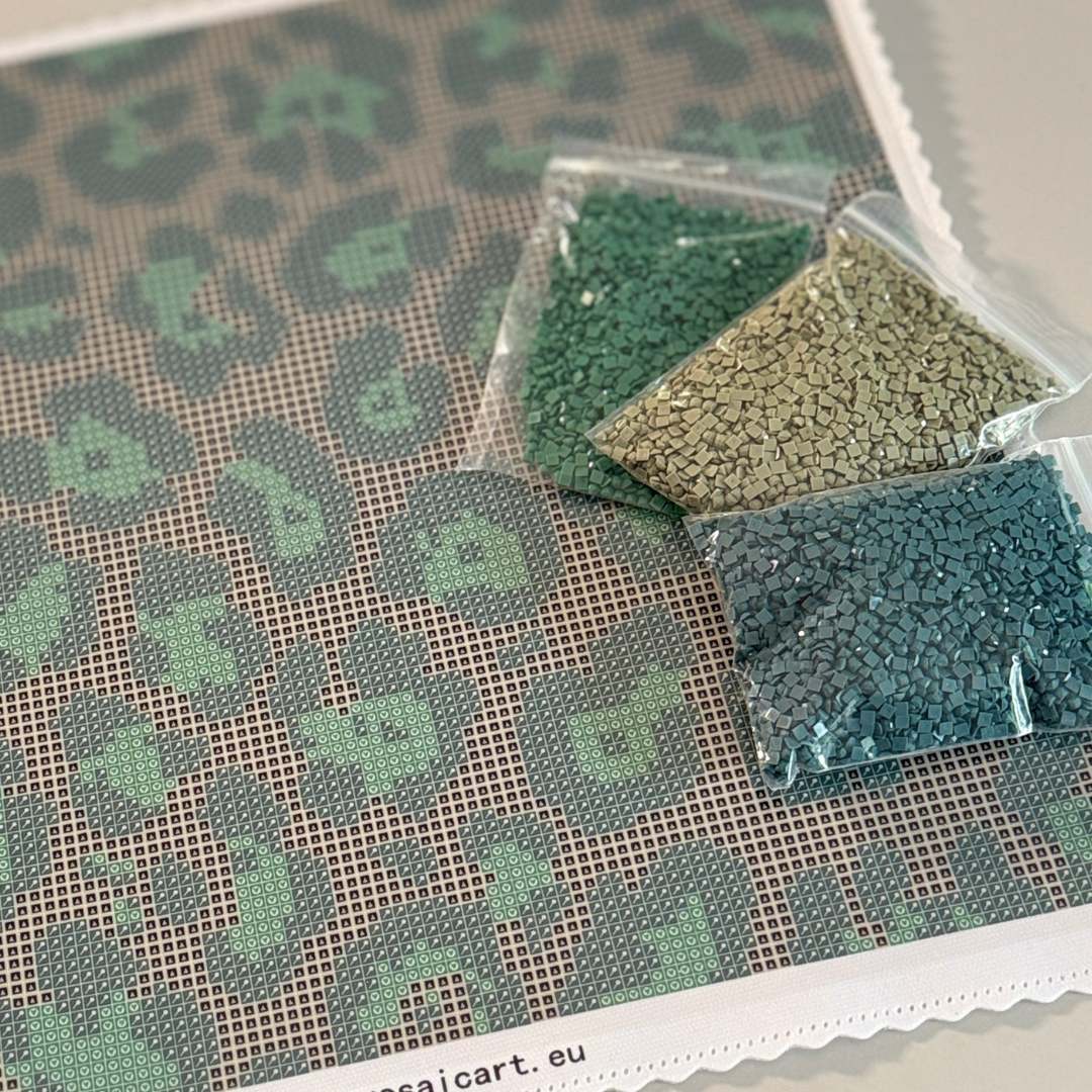 DIY DESIGN PANEL | Leo