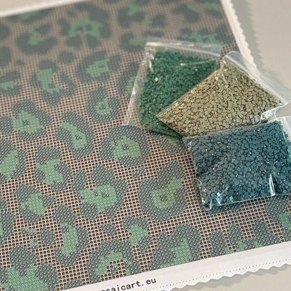 DIY DESIGN PANEL | Leo