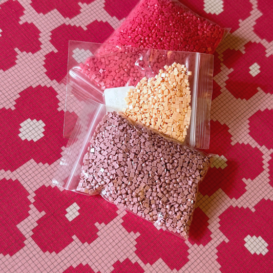 DIY DESIGN PANEL | Red Romance