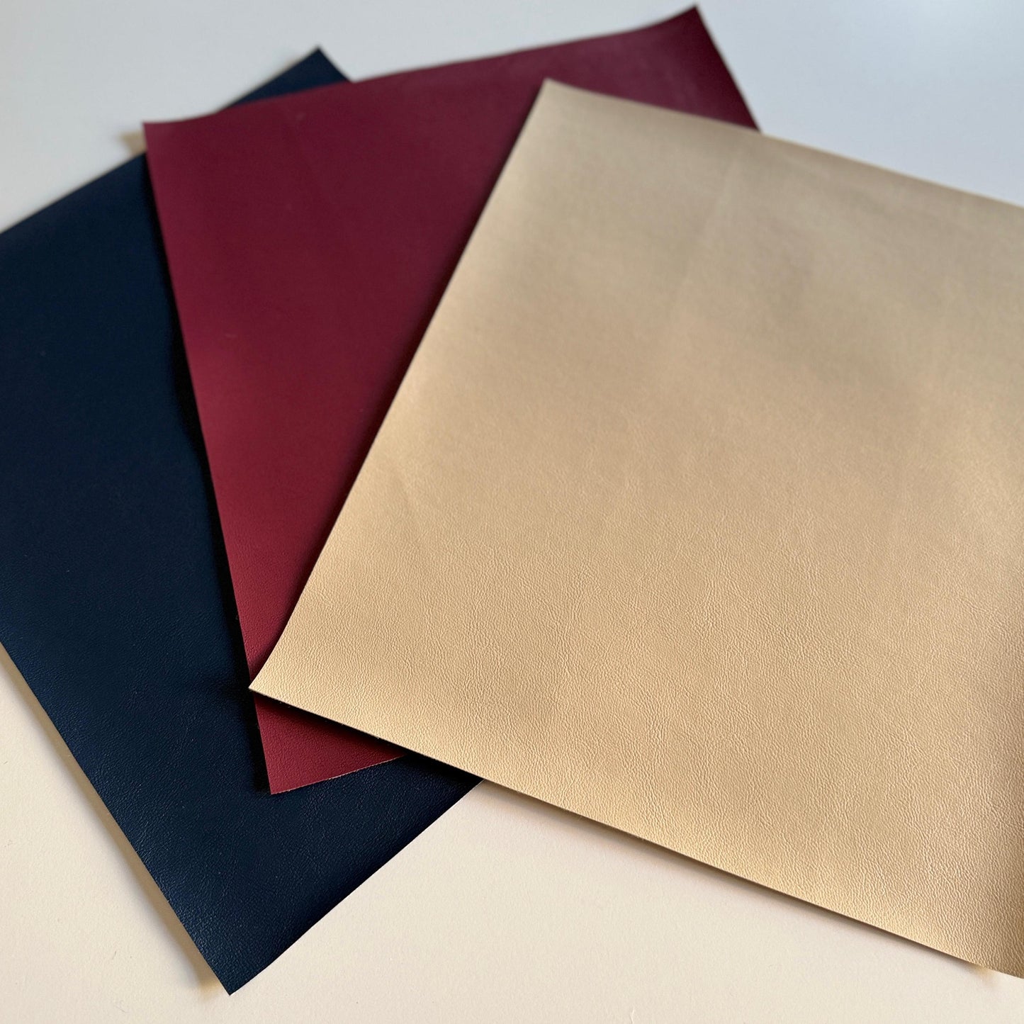 KUNSTLEDER 30 × 25 cm | 6 Farben