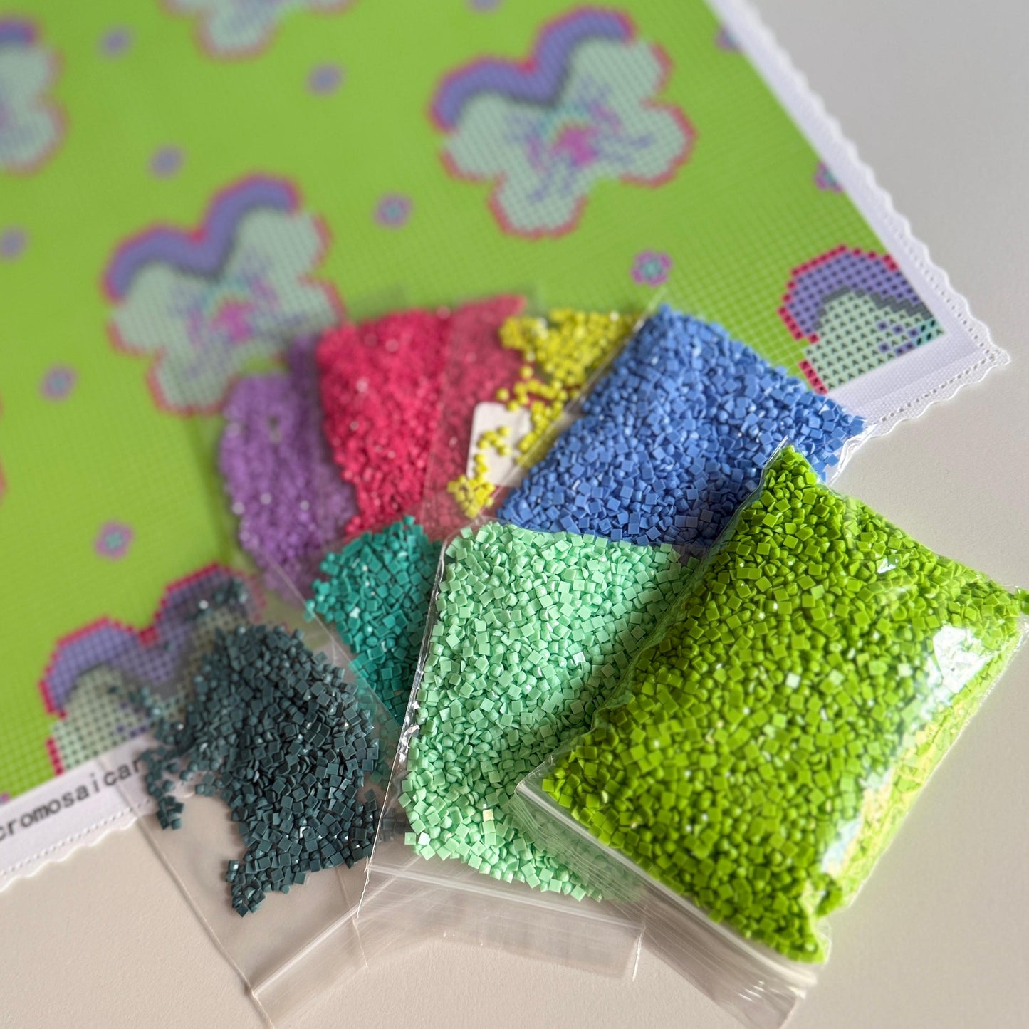 DIY DESIGN PANELS | Dancing Pansies