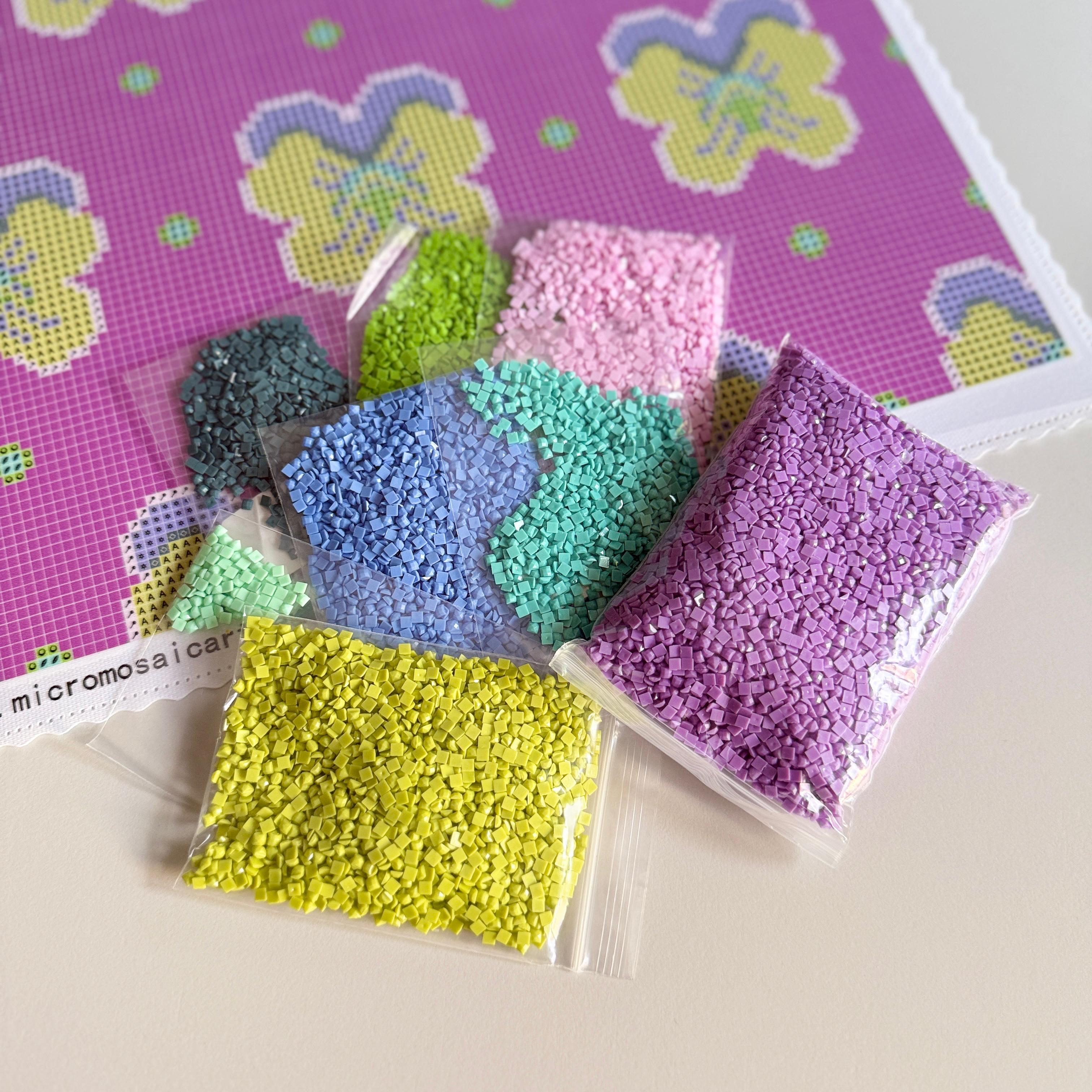 DIY DESIGN PANELS | Dancing Pansies