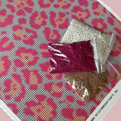 Micromosaicart-Panel im Leo Style, fuchsia und taupe, ideal für Accessoires & Clutches