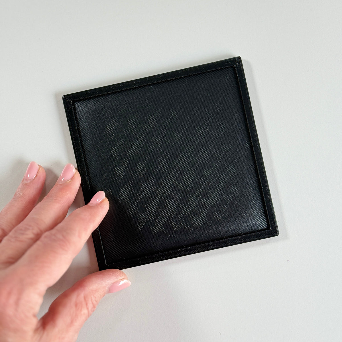 Schwarzer Tea-Time-Untersetzer-Rohling zum individuellen Gestalten mit micromosaicart.